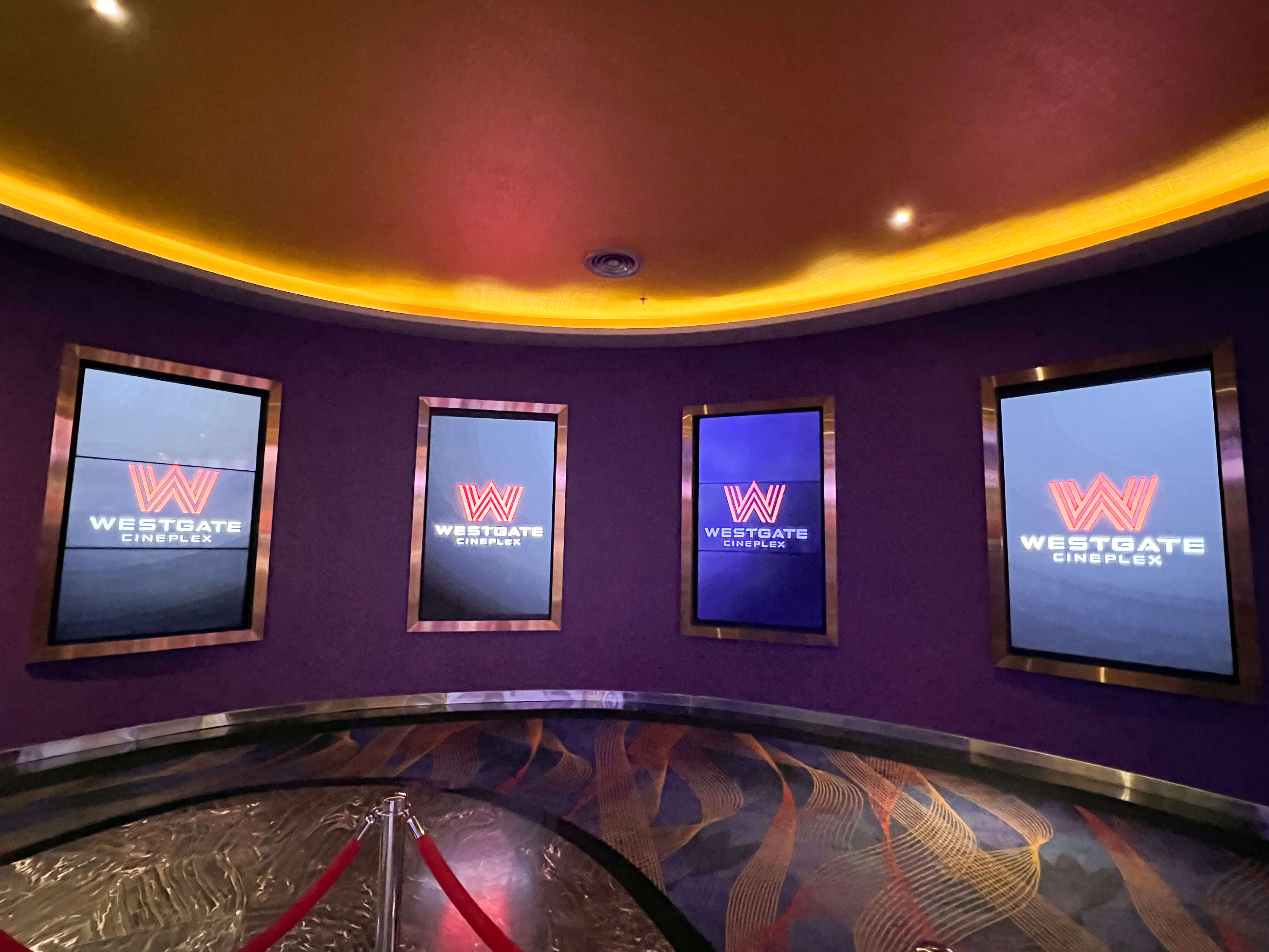 LED screen P3.91 ทางขึ้นบันไดเลื่อน @ Westgate Cineplex
