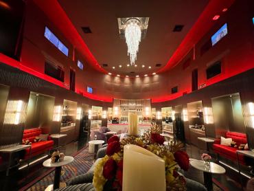 Lounge Enigma first class cinema @Paragon cineplex